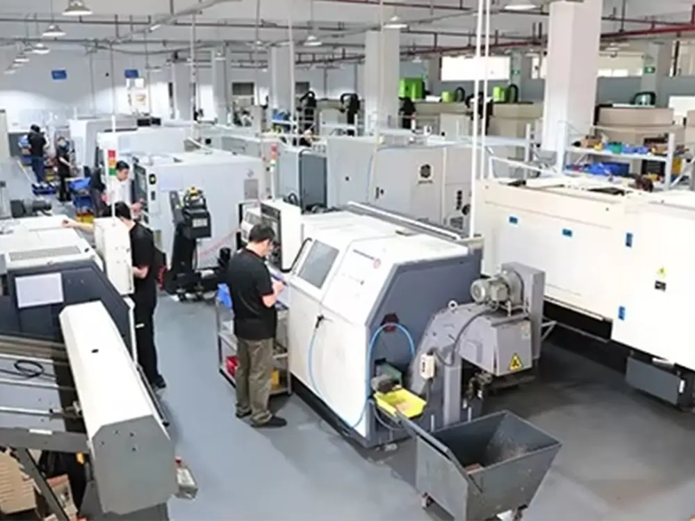 yp-mfg-cnc-machines-workshop (1)